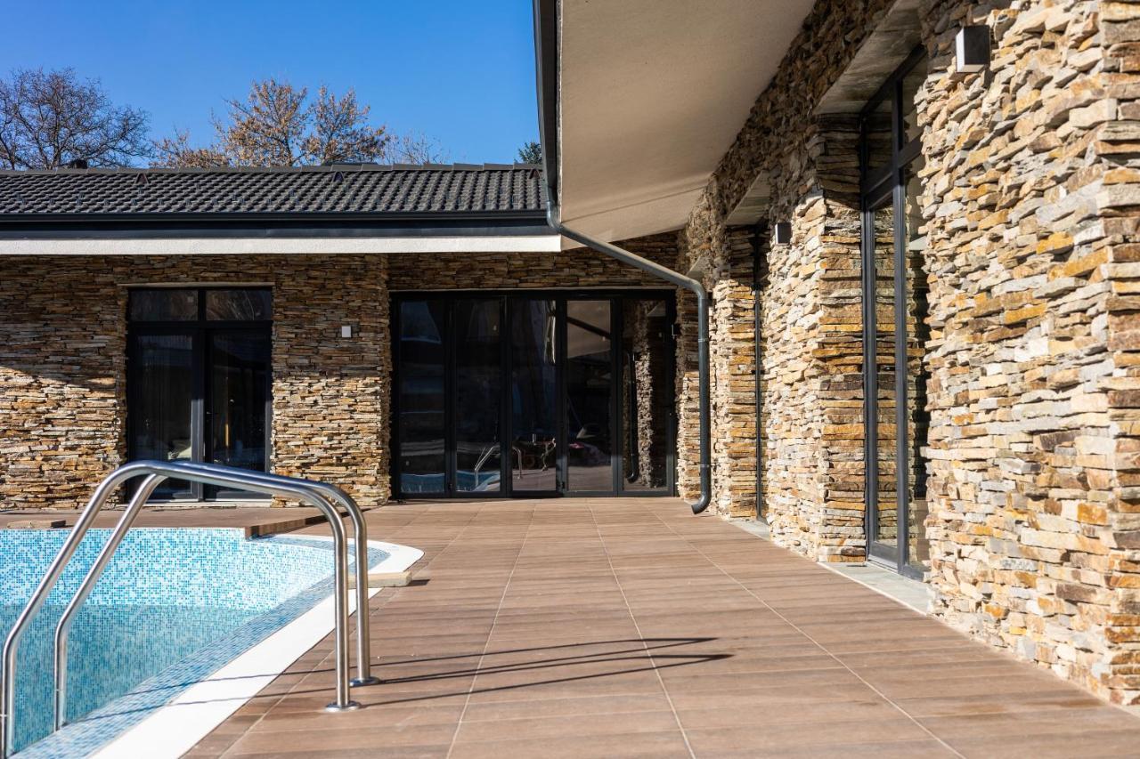 Sea And Mountain Prolesha Exterior foto